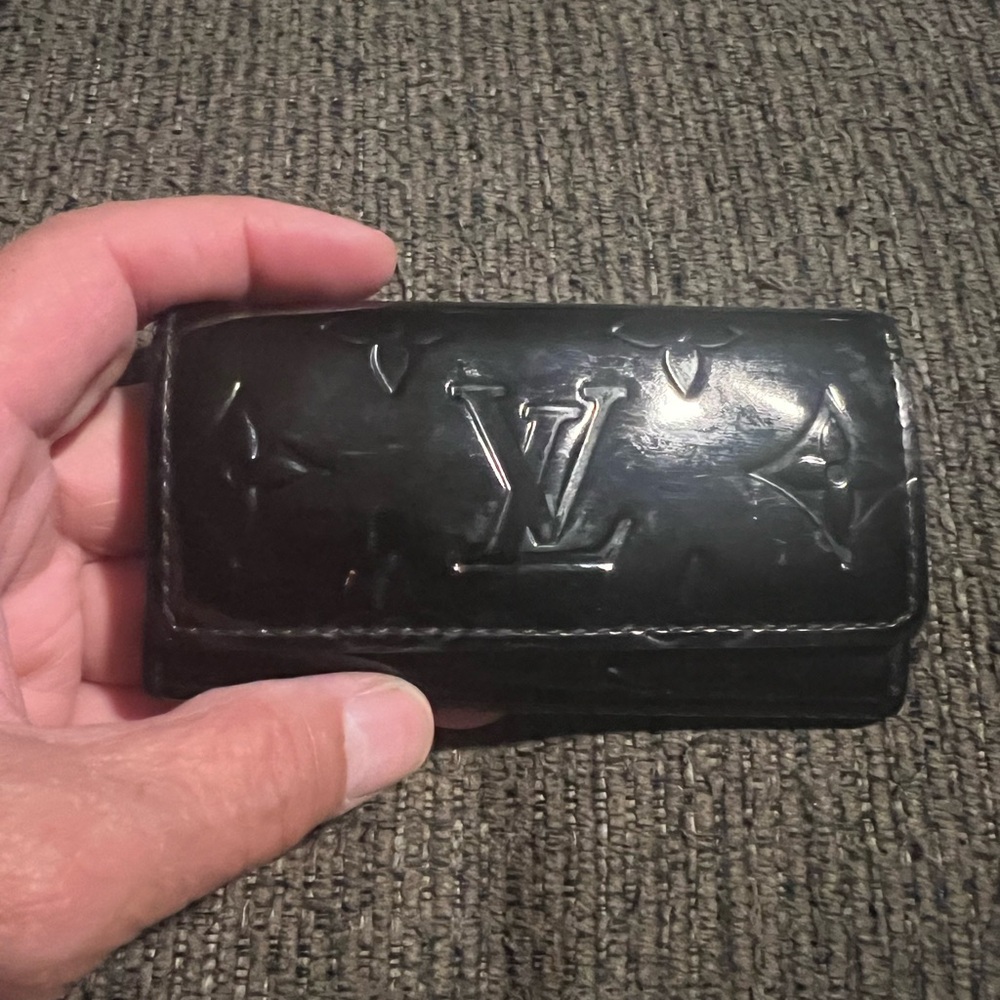 Lv key holder